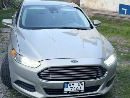 Серый Форд Фьюжн, объемом двигателя 2.5 л и пробегом 240 тыс. км за 10000 $, фото 1 на Automoto.ua