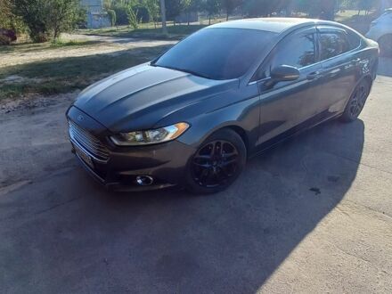 Серый Форд Фьюжн, объемом двигателя 2.5 л и пробегом 162 тыс. км за 10000 $, фото 1 на Automoto.ua