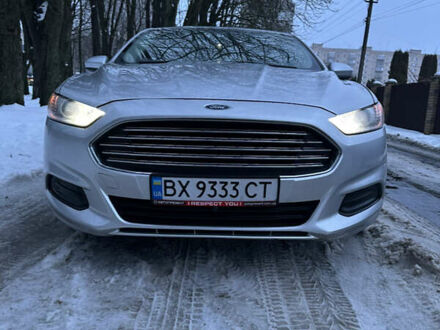 Серый Форд Фьюжн, объемом двигателя 2.5 л и пробегом 202 тыс. км за 10500 $, фото 1 на Automoto.ua