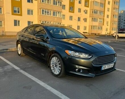 Серый Форд Фьюжн, объемом двигателя 2 л и пробегом 250 тыс. км за 13150 $, фото 1 на Automoto.ua