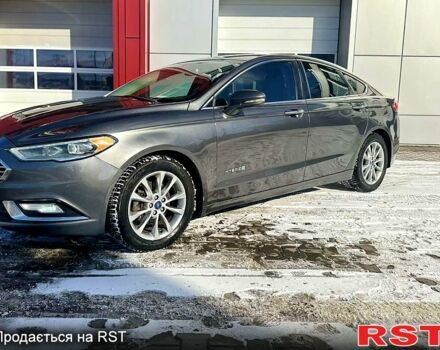 Сірий Форд Фьюжен, об'ємом двигуна 2 л та пробігом 21100 тис. км за 13300 $, фото 1 на Automoto.ua