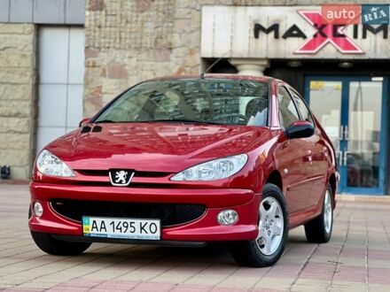 Сірий Форд Фьюжен, об'ємом двигуна 2.5 л та пробігом 170 тис. км за 11500 $, фото 1 на Automoto.ua