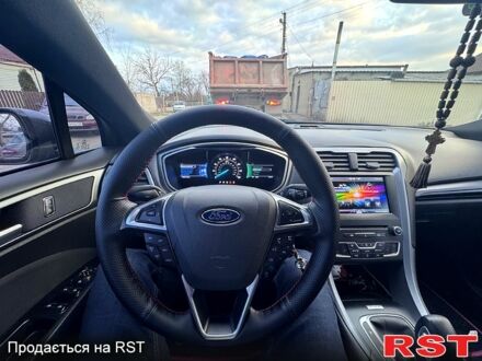 Серый Форд Фьюжн, объемом двигателя 2.5 л и пробегом 188 тыс. км за 12000 $, фото 1 на Automoto.ua