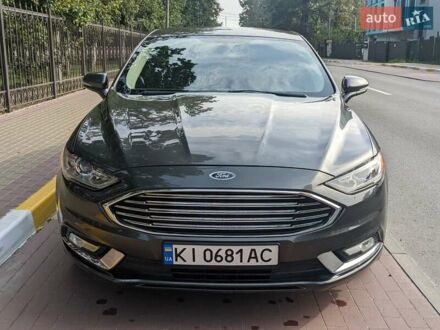Форд Фьюжн 2016 в Ирпене на Automoto.ua Серый Форд Фьюжн, объемом двигателя 2 л и пробегом 133 тыс. км за 13500 $, фото 1 на Automoto.ua