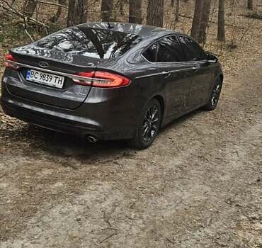 Серый Форд Фьюжн, объемом двигателя 2.5 л и пробегом 190 тыс. км за 10900 $, фото 1 на Automoto.ua