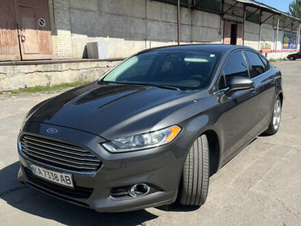 Форд Фьюжн 2016 в Киеве на Automoto.ua Серый Форд Фьюжн, объемом двигателя 2.49 л и пробегом 198 тыс. км за 12200 $, фото 1 на Automoto.ua