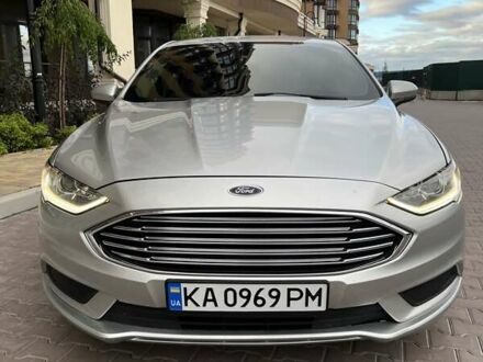 Форд Фьюжен 2016 у Києві на Automoto.ua Сірий Форд Фьюжен, об'ємом двигуна 2.5 л та пробігом 240 тис. км за 8999 $, фото 1 на Automoto.ua