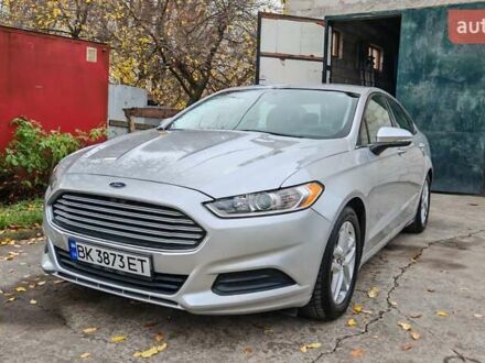 Серый Форд Фьюжн, объемом двигателя 2.49 л и пробегом 139 тыс. км за 9495 $, фото 1 на Automoto.ua