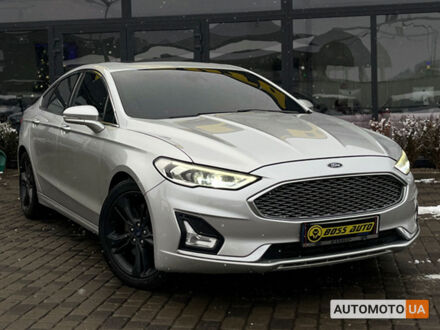 Форд Фьюжн 2016 в Мукачеве на Automoto.ua Серый Форд Фьюжн, объемом двигателя 2.7 л и пробегом 93 тыс. км за 15800 $, фото 1 на Automoto.ua