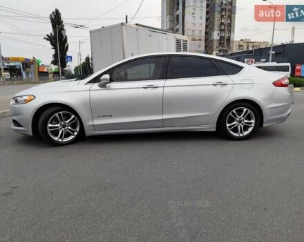 Сірий Форд Фьюжен, об'ємом двигуна 2 л та пробігом 214 тис. км за 11700 $, фото 1 на Automoto.ua