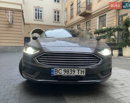 Сірий Форд Фьюжен, об'ємом двигуна 2.49 л та пробігом 204 тис. км за 10000 $, фото 1 на Automoto.ua