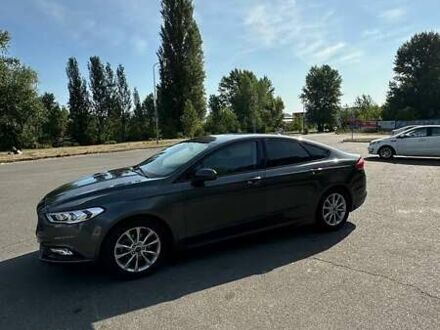 Форд Фьюжн 2017 в Тернополе на Automoto.ua Серый Форд Фьюжн, объемом двигателя 2.49 л и пробегом 195 тыс. км за 8000 $, фото 1 на Automoto.ua