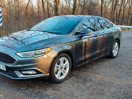 Сірий Форд Фьюжен, об'ємом двигуна 2 л та пробігом 316 тис. км за 12800 $, фото 1 на Automoto.ua