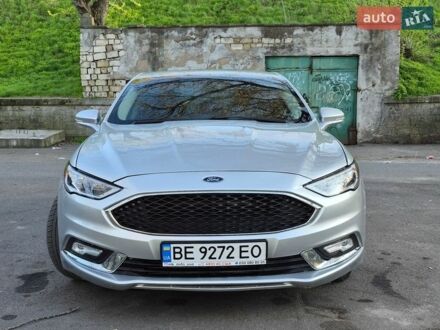 Серый Форд Фьюжн, объемом двигателя 2 л и пробегом 174 тыс. км за 15500 $, фото 1 на Automoto.ua