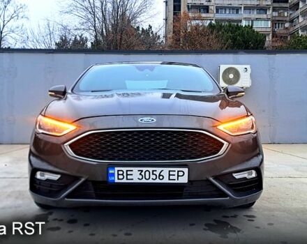 Серый Форд Фьюжн, объемом двигателя 2.7 л и пробегом 156 тыс. км за 15000 $, фото 1 на Automoto.ua