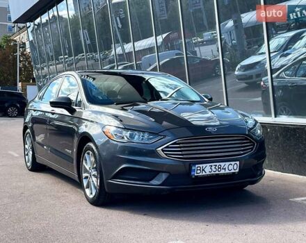 Форд Фьюжен 2017 у Києві на Automoto.ua Сірий Форд Фьюжен, об'ємом двигуна 2 л та пробігом 186 тис. км за 12900 $, фото 1 на Automoto.ua
