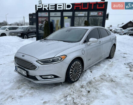 Серый Форд Фьюжн, объемом двигателя 2 л и пробегом 151 тыс. км за 16800 $, фото 1 на Automoto.ua