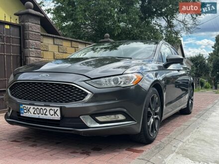 Серый Форд Фьюжн, объемом двигателя 2.5 л и пробегом 163 тыс. км за 12000 $, фото 1 на Automoto.ua