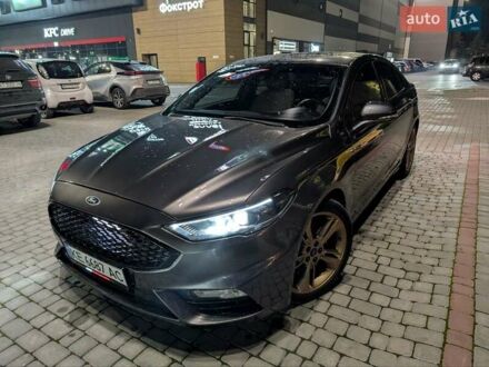Форд Фьюжн 2017 в Ивано-Франковске на Automoto.ua Серый Форд Фьюжн, объемом двигателя 2.69 л и пробегом 137 тыс. км за 14500 $, фото 1 на Automoto.ua