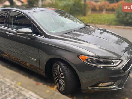 Сірий Форд Фьюжен, об'ємом двигуна 2 л та пробігом 112 тис. км за 17000 $, фото 1 на Automoto.ua