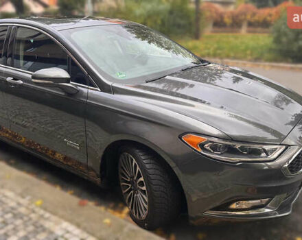 Сірий Форд Фьюжен, об'ємом двигуна 2 л та пробігом 112 тис. км за 17000 $, фото 1 на Automoto.ua