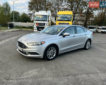 Сірий Форд Фьюжен, об'ємом двигуна 2 л та пробігом 123 тис. км за 14000 $, фото 1 на Automoto.ua