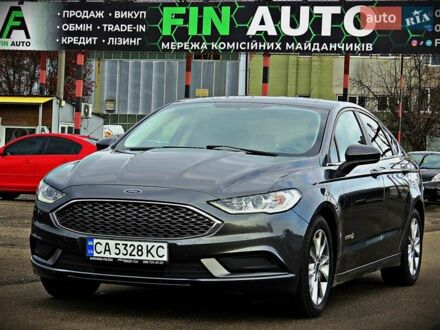 Форд Фьюжн 2017 в Черкассах на Automoto.ua Серый Форд Фьюжн, объемом двигателя 2 л и пробегом 168 тыс. км за 16800 $, фото 1 на Automoto.ua