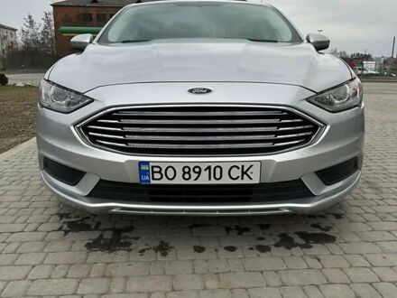 Форд Фьюжн 2017 в Борщеве на Automoto.ua Серый Форд Фьюжн, объемом двигателя 2.5 л и пробегом 136 тыс. км за 11000 $, фото 1 на Automoto.ua