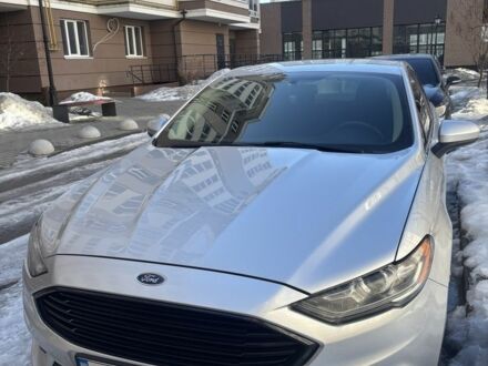 Серый Форд Фьюжн, объемом двигателя 2 л и пробегом 211 тыс. км за 12500 $, фото 1 на Automoto.ua