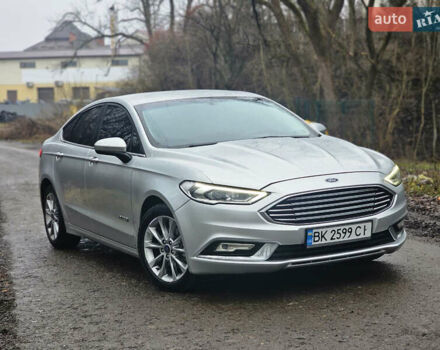 Серый Форд Фьюжн, объемом двигателя 2 л и пробегом 183 тыс. км за 13900 $, фото 1 на Automoto.ua
