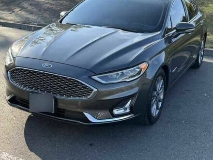 Серый Форд Фьюжн, объемом двигателя 2 л и пробегом 94 тыс. км за 13600 $, фото 1 на Automoto.ua