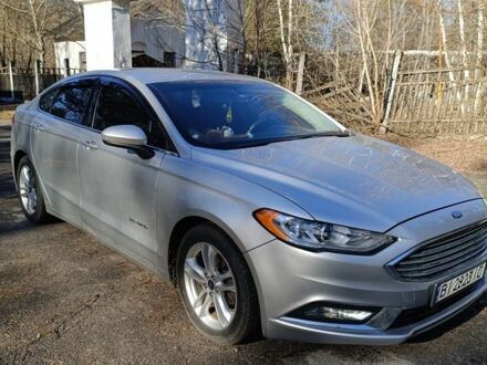 Серый Форд Фьюжн, объемом двигателя 2 л и пробегом 151 тыс. км за 12800 $, фото 1 на Automoto.ua
