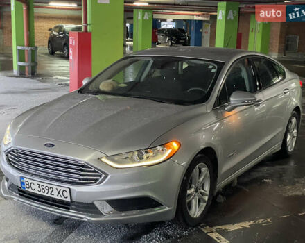 Сірий Форд Фьюжен, об'ємом двигуна 2 л та пробігом 161 тис. км за 15500 $, фото 1 на Automoto.ua