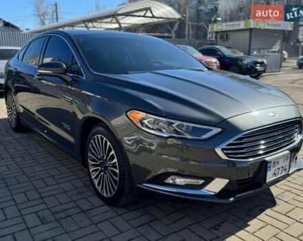 Сірий Форд Фьюжен, об'ємом двигуна 2 л та пробігом 132 тис. км за 17800 $, фото 1 на Automoto.ua