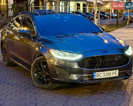 Сірий Форд Фьюжен, об'ємом двигуна 2 л та пробігом 176 тис. км за 11500 $, фото 1 на Automoto.ua