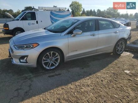 Форд Фьюжн 2019 в Львове на Automoto.ua Серый Форд Фьюжн, объемом двигателя 2 л и пробегом 120 тыс. км за 2000 $, фото 1 на Automoto.ua