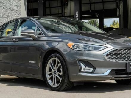 Сірий Форд Фьюжен, об'ємом двигуна 2 л та пробігом 50 тис. км за 14200 $, фото 1 на Automoto.ua