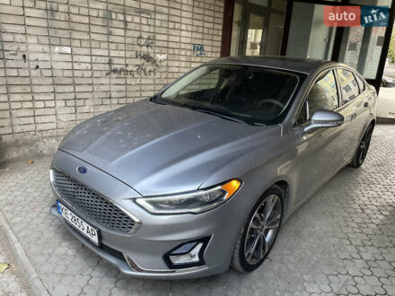 Форд Фьюжн 2019 в Днепре (Днепропетровске) на Automoto.ua Серый Форд Фьюжн, объемом двигателя 2 л и пробегом 232 тыс. км за 15500 $, фото 1 на Automoto.ua