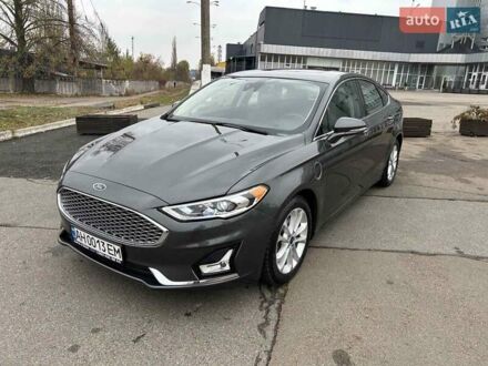 Форд Фьюжн 2019 в Киеве на Automoto.ua Серый Форд Фьюжн, объемом двигателя 2 л и пробегом 68 тыс. км за 18200 $, фото 1 на Automoto.ua