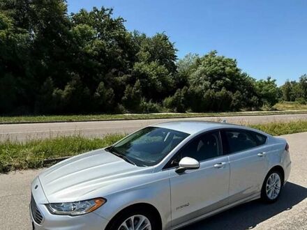 Серый Форд Фьюжн, объемом двигателя 2 л и пробегом 95 тыс. км за 14400 $, фото 1 на Automoto.ua