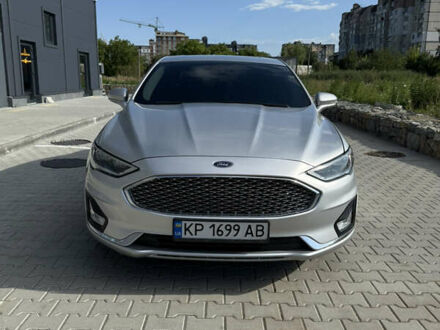 Серый Форд Фьюжн, объемом двигателя 2 л и пробегом 114 тыс. км за 16800 $, фото 1 на Automoto.ua