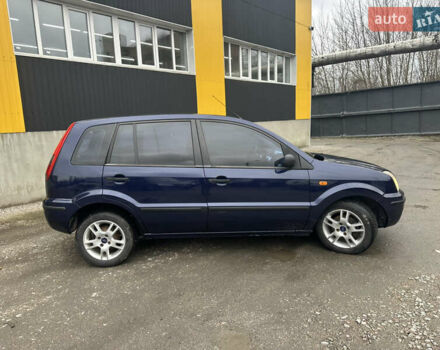 Синий Форд Фьюжн, объемом двигателя 1.6 л и пробегом 302 тыс. км за 4100 $, фото 23 на Automoto.ua