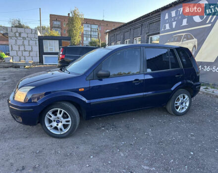 Форд Фьюжн 2003 в Нежине на Automoto.ua Синий Форд Фьюжн, объемом двигателя 1.6 л и пробегом 236 тыс. км за 4950 $, фото 6 на Automoto.ua