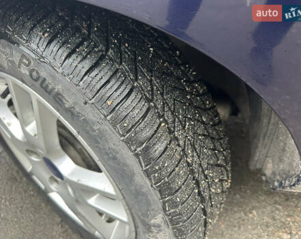 Синий Форд Фьюжн, объемом двигателя 1.6 л и пробегом 302 тыс. км за 4100 $, фото 45 на Automoto.ua