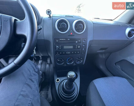 Форд Фьюжн 2003 в Нежине на Automoto.ua Синий Форд Фьюжн, объемом двигателя 1.6 л и пробегом 236 тыс. км за 4950 $, фото 36 на Automoto.ua