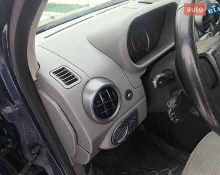 Синій Форд Фьюжен, об'ємом двигуна 1.4 л та пробігом 227 тис. км за 2700 $, фото 35 на Automoto.ua