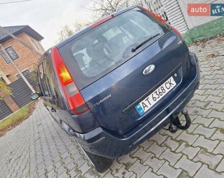 Синий Форд Фьюжн, объемом двигателя 1.4 л и пробегом 227 тыс. км за 3000 $, фото 5 на Automoto.ua