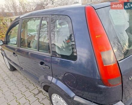 Синий Форд Фьюжн, объемом двигателя 1.4 л и пробегом 227 тыс. км за 2700 $, фото 7 на Automoto.ua