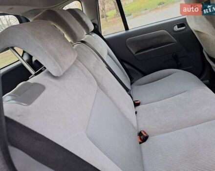 Синий Форд Фьюжн, объемом двигателя 1.4 л и пробегом 227 тыс. км за 3000 $, фото 20 на Automoto.ua