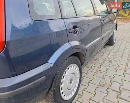 Синий Форд Фьюжн, объемом двигателя 1.4 л и пробегом 227 тыс. км за 2700 $, фото 14 на Automoto.ua